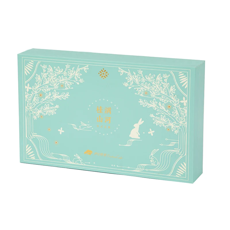 Geschenkbox aus Karton mit Deckel